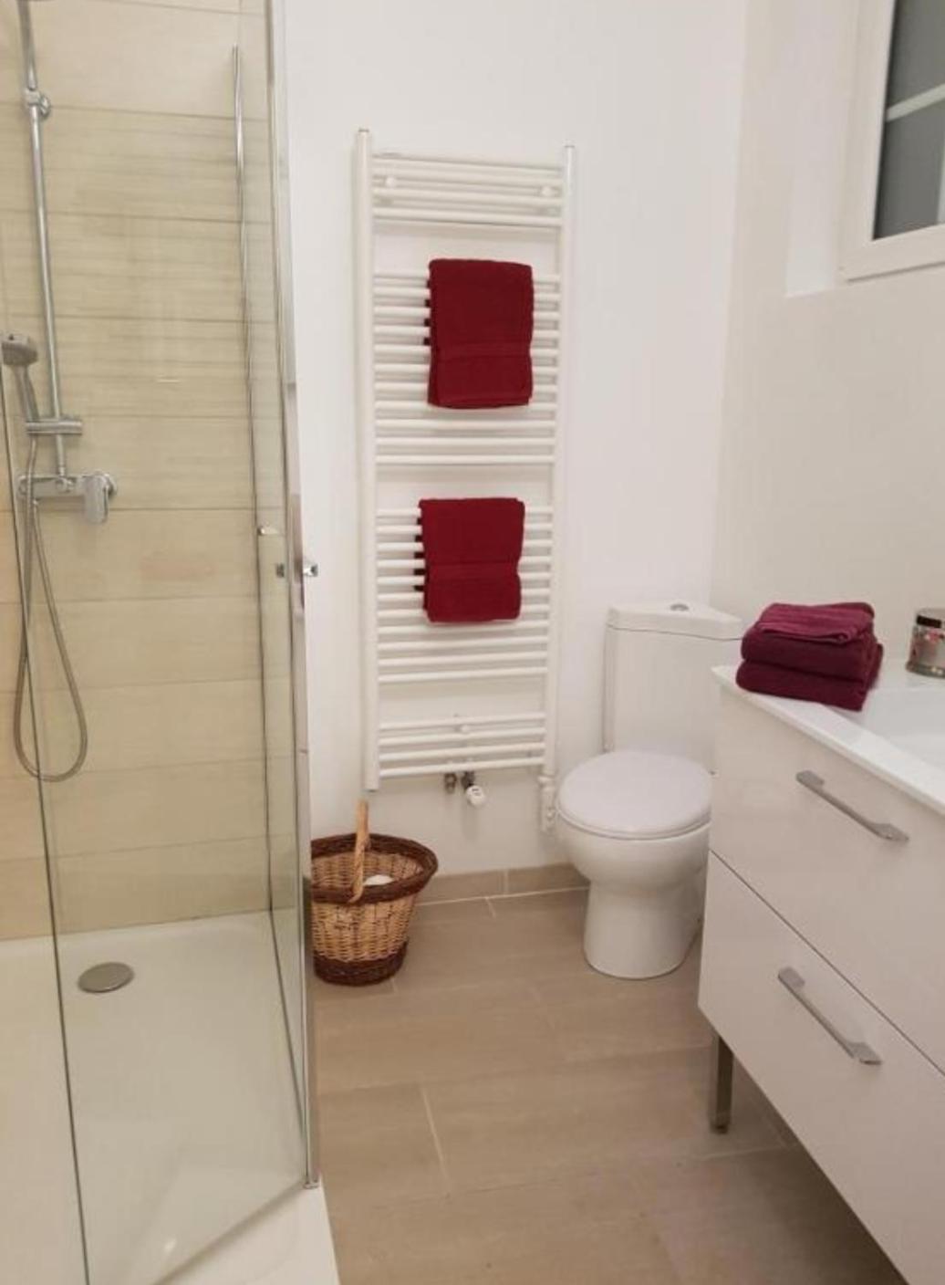 La Longere Des Glycines Bed & Breakfast Egligny Exterior foto