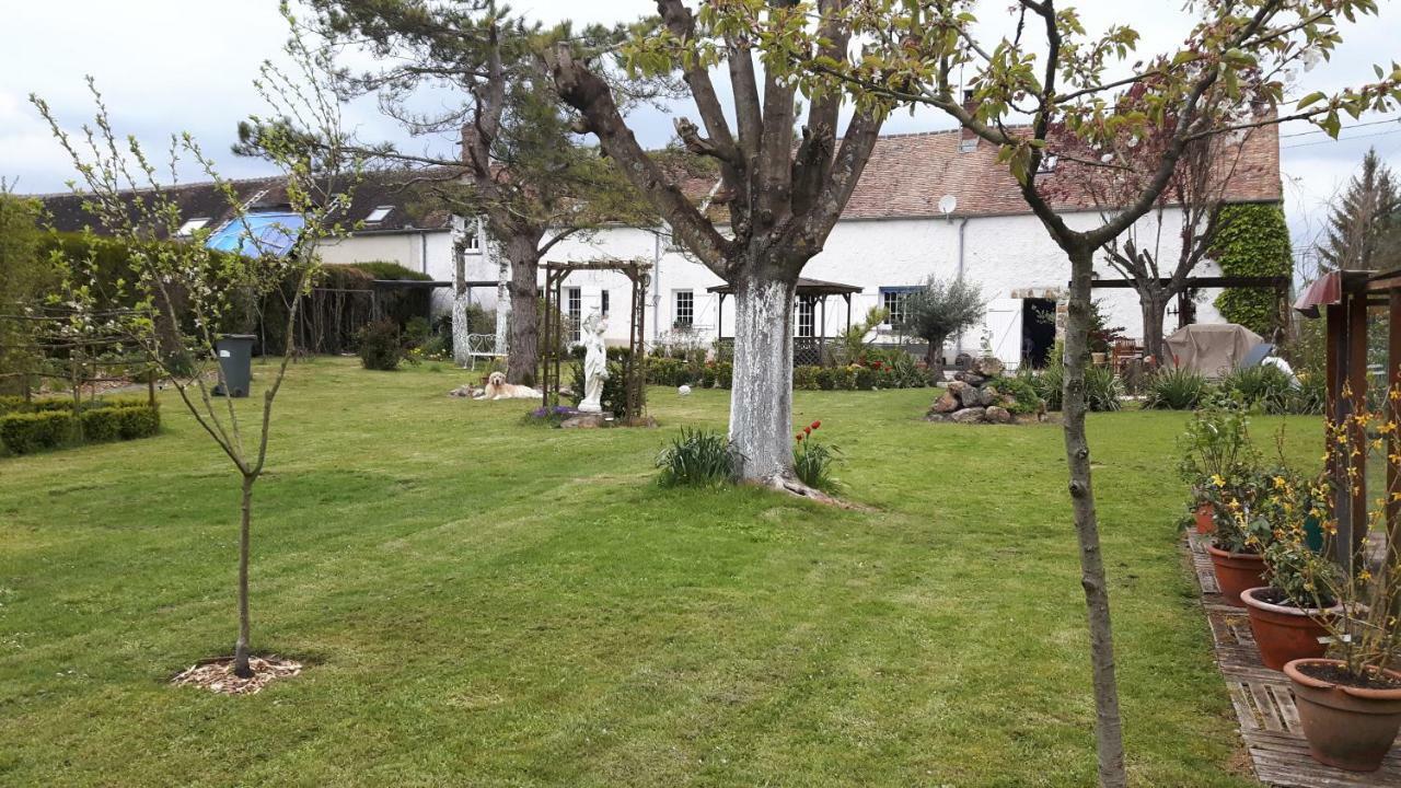 La Longere Des Glycines Bed & Breakfast Egligny Exterior foto