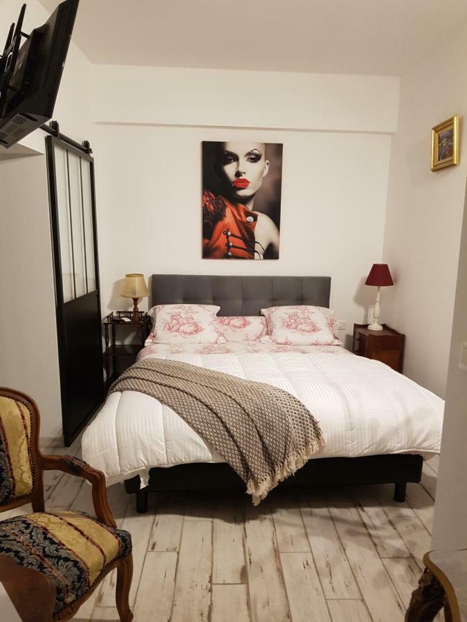 La Longere Des Glycines Bed & Breakfast Egligny Exterior foto